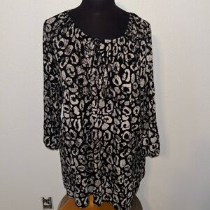 LulaRoe Animal Print Pullover Tunic Top size 2X